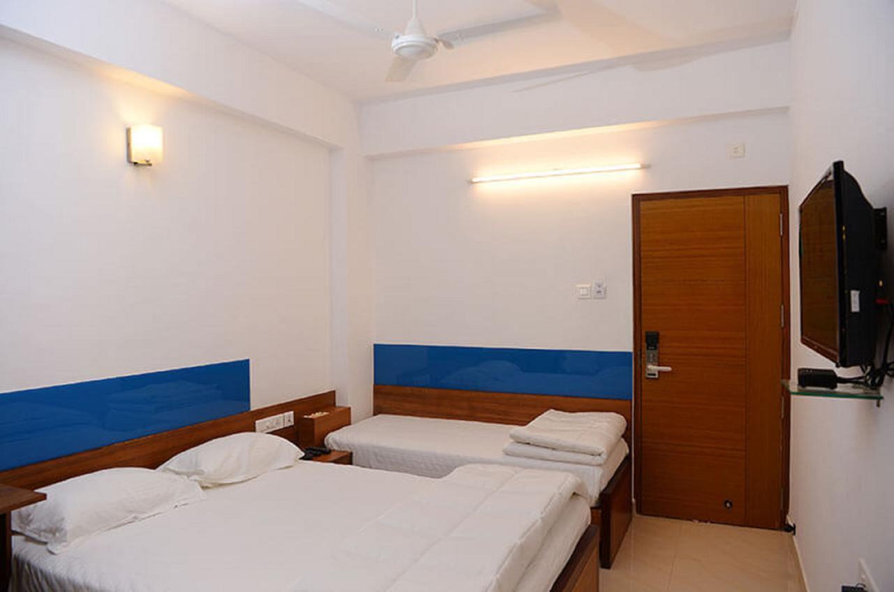 Roopmahal Hotell Thiruvananthapuram Eksteriør bilde