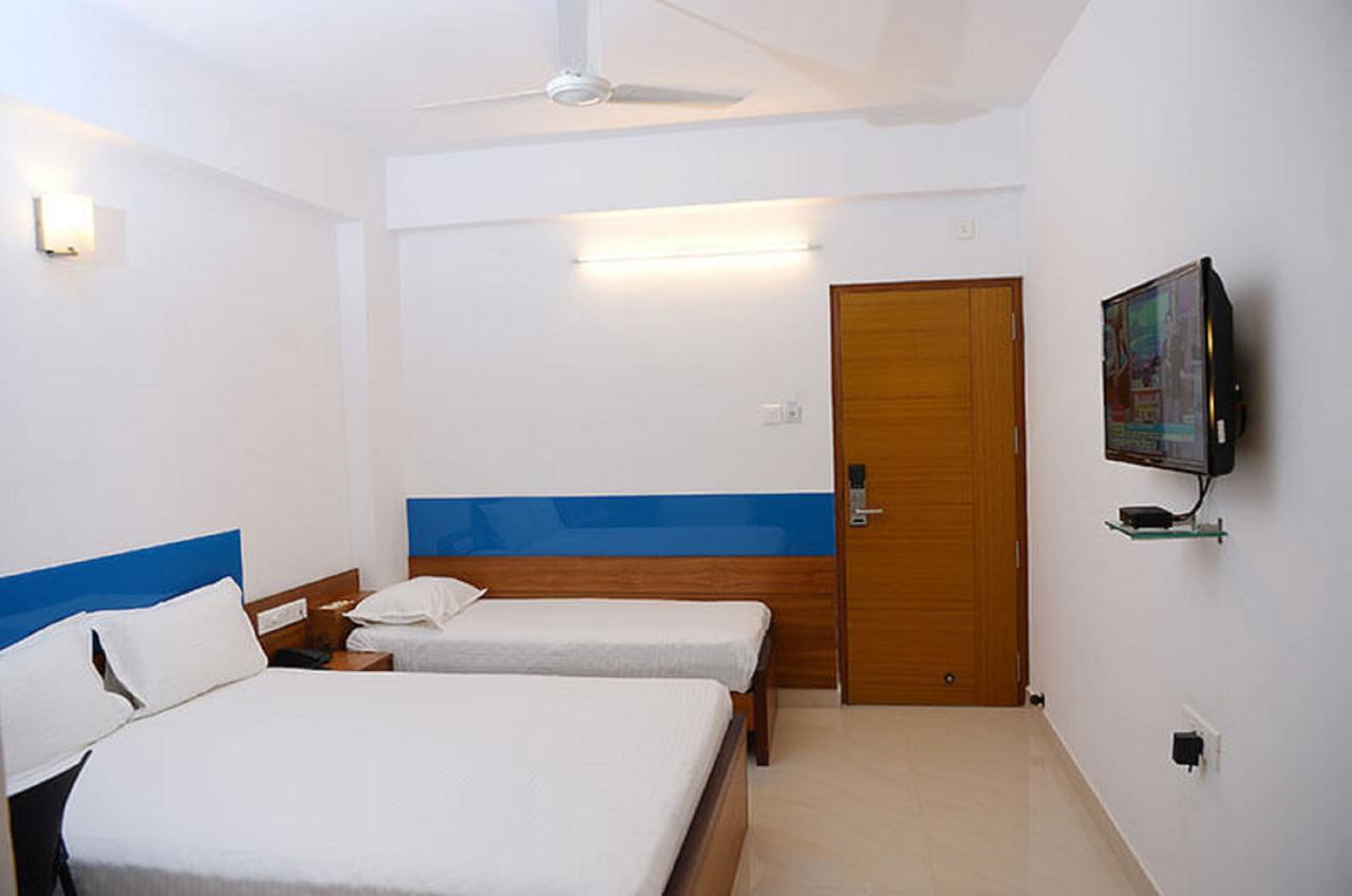 Roopmahal Hotell Thiruvananthapuram Eksteriør bilde